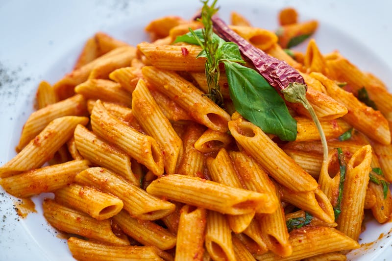 Spicy pasta with fresh tomato sauce and basil
